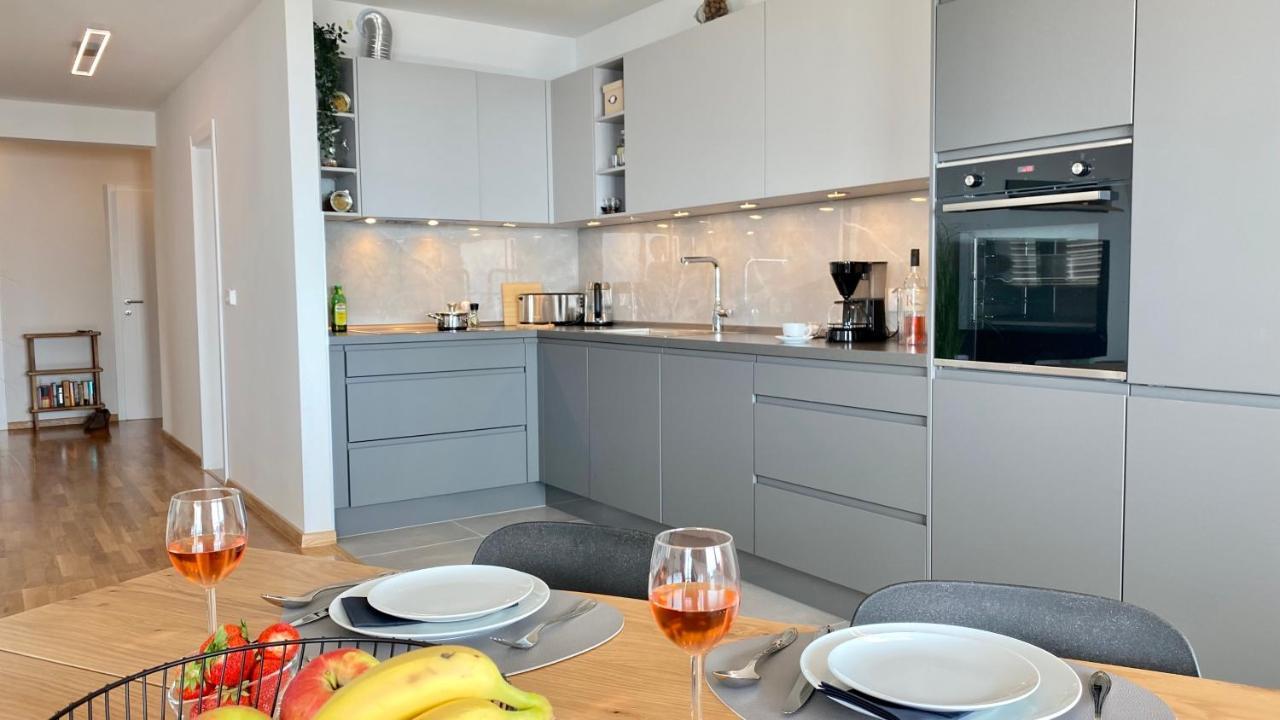 Makazura Sunset Apartment Makarska Exterior foto